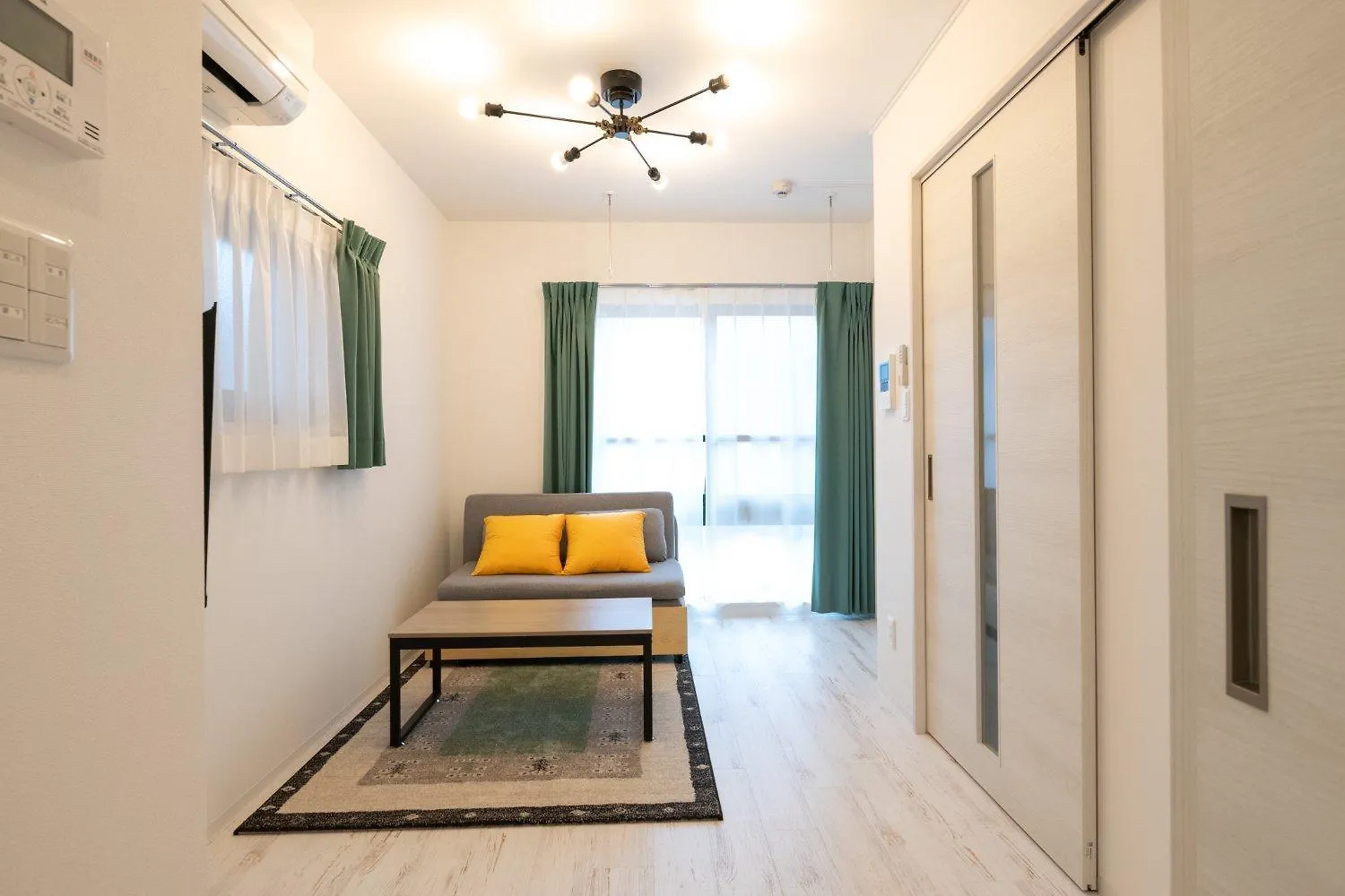 Tasuki Smart Higashishinjuku Apartment Tokyo